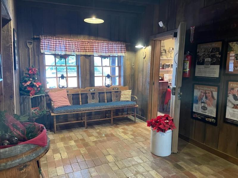 Watson Estate Bnb & Deer Creek Winery Uniontown Esterno foto