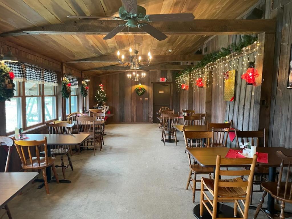 Watson Estate Bnb & Deer Creek Winery Uniontown Esterno foto
