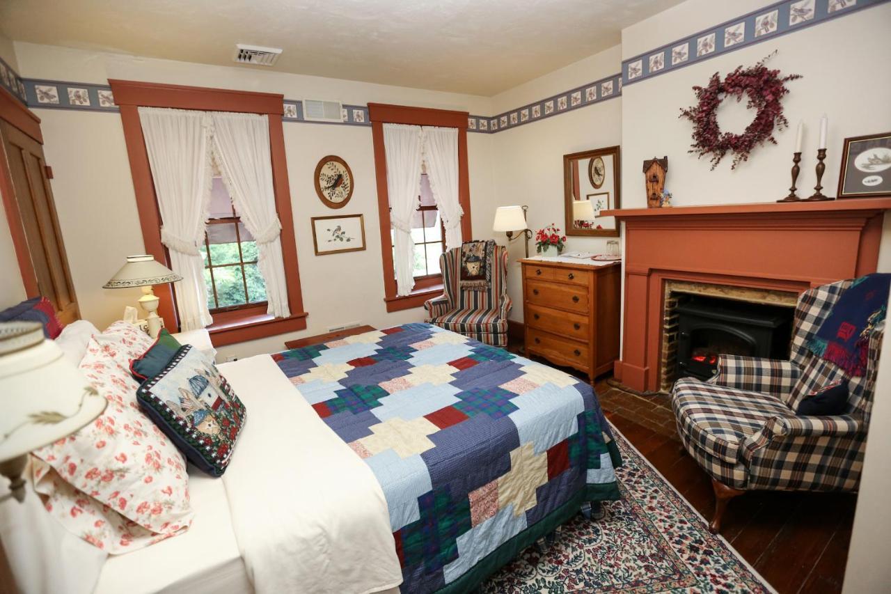 Watson Estate Bnb & Deer Creek Winery Uniontown Esterno foto