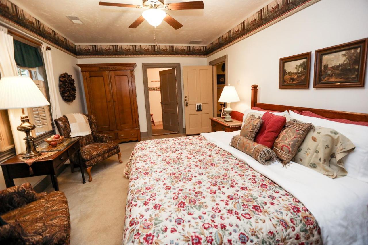 Watson Estate Bnb & Deer Creek Winery Uniontown Esterno foto
