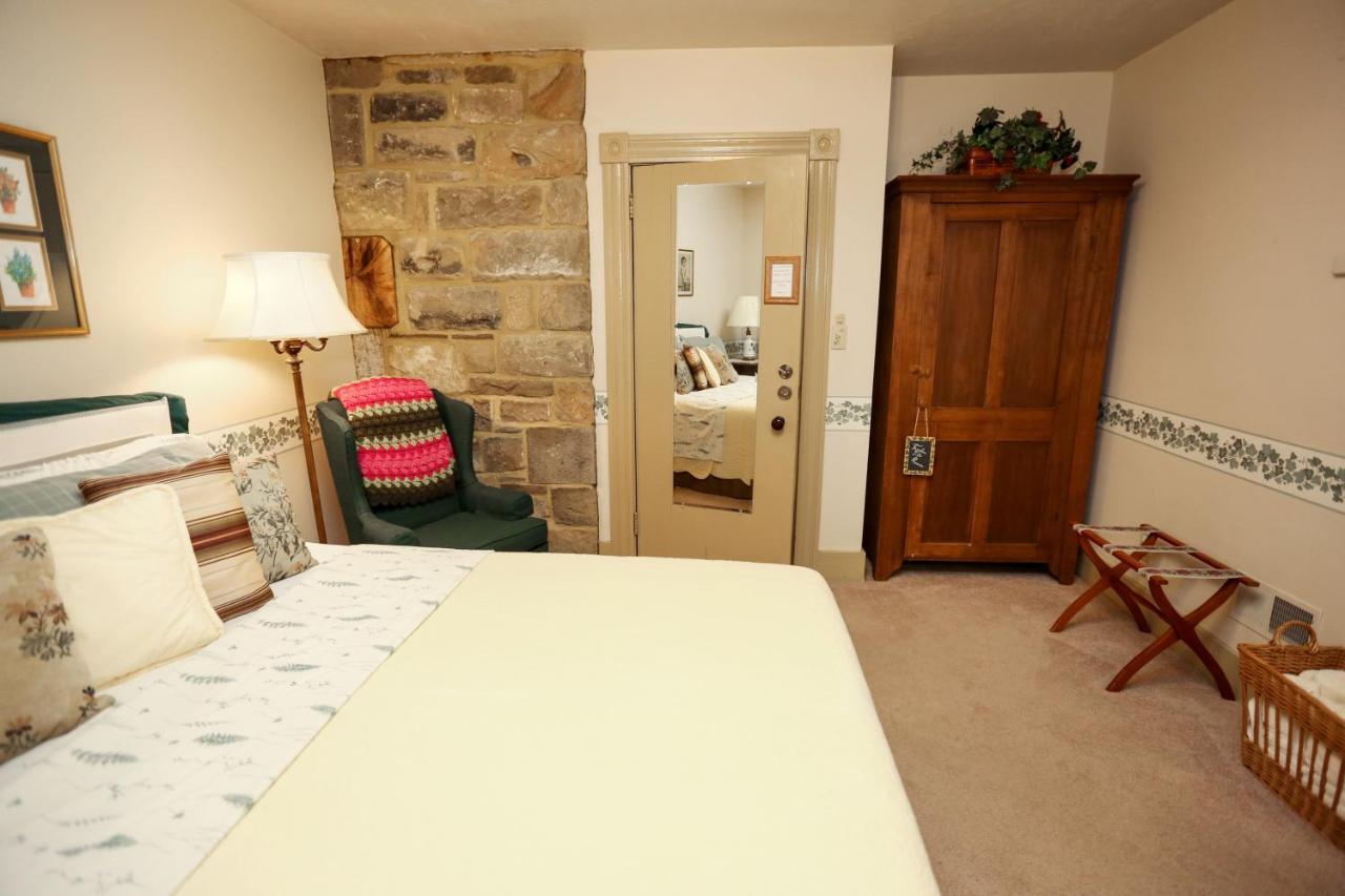 Watson Estate Bnb & Deer Creek Winery Uniontown Esterno foto